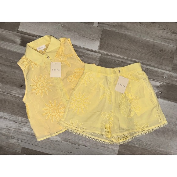 entro Dresses & Skirts - Entro Eyelet Two Piece Set Womens Yellow Sun Starfish Shorts Top P29936 Small